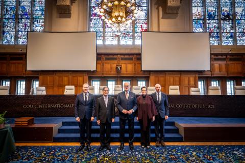 On 9 April 2026, HE Mr Alar Karis, President of Estonia, and First Lady Ms Sirje Karis, accompanied by a delegation led by HE Mr Paul Teesalu, Ambassador of Estonia to the Netherlands, paid a visit to the Court. The discussions with HE Judge Iwasawa Yuji, President of the Court, and HE M. Philippe Gautier, Registrar, touched on aspects of the history, functioning and activities of the Court. 
